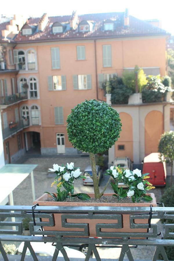Mediterraneo Turin Centre Exterior photo